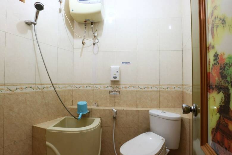 Aries Biru Hotel & Villa