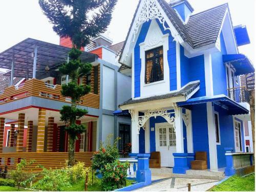 Zevannya Villa Little Victorian Kota Bunga