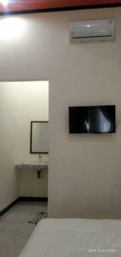 Hostal Arrys Watukarung Surfcamp