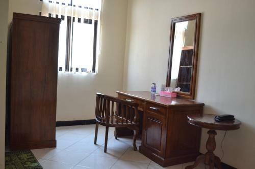 Hotel Reddoorz Plus @ Kartini Beach Jepara