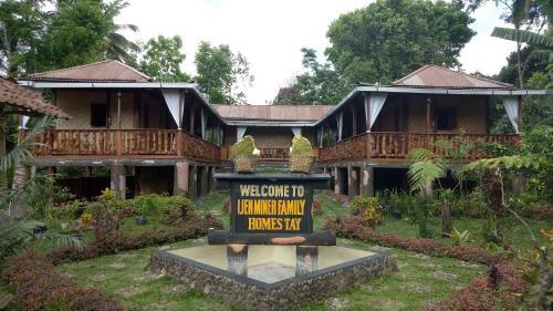 Ijen Miner Family Homestay