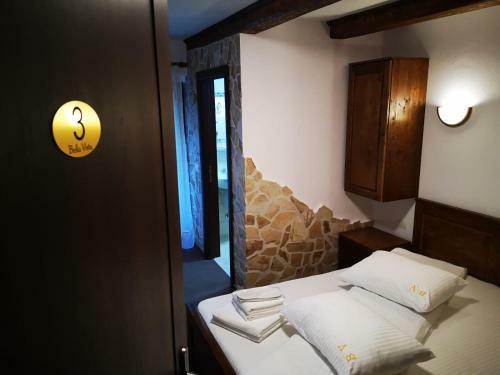 Hostal Pension Bella Vista