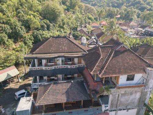 Posada Serangan Inn II