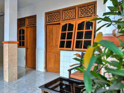 Posada Serangan Inn II