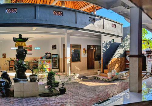 Posada Serangan Inn II