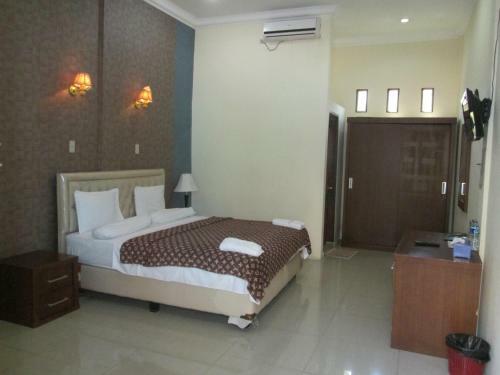 Permata Land Hotel & Resort