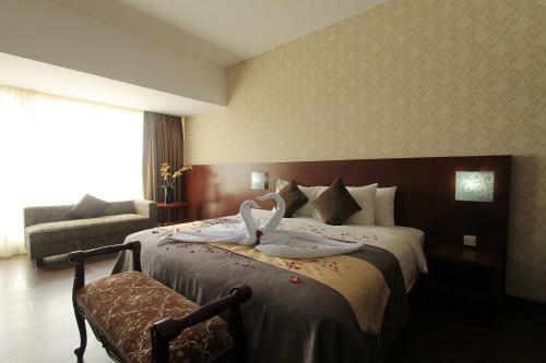 Grand Hatika Hotel