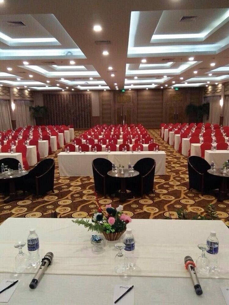 The Golden Bay Hotel Batam