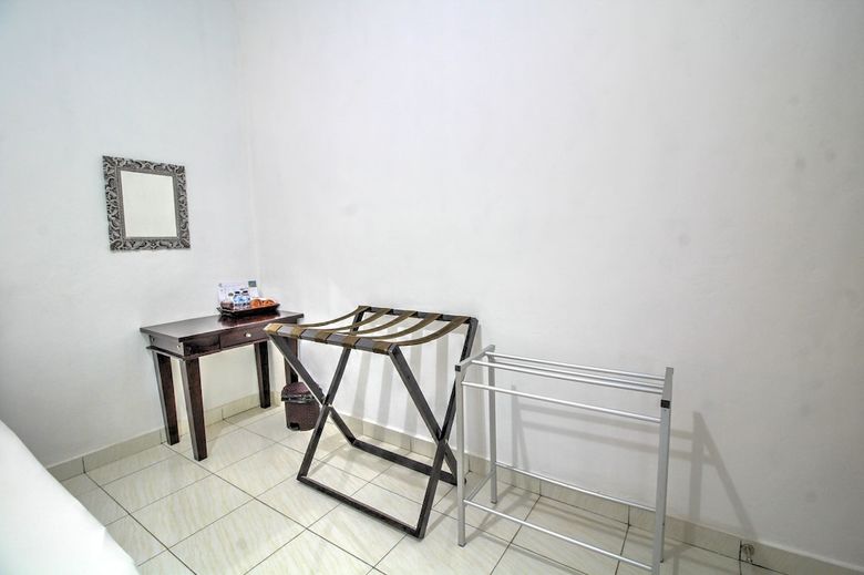 Hostal Ari La Casa
