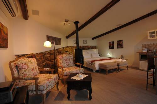 Finestra Suites