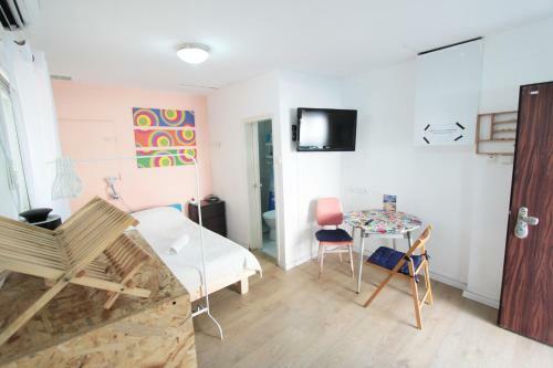 Studio Apartment Near Jaffa Flea Market