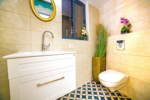 Ji Apartments (jonathan Hotel Chain)