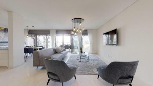 Apartamento Rental Israel-harav Kook Penthouse