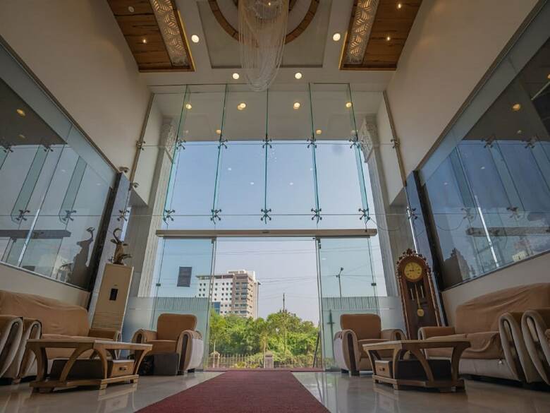 Hotel V Star