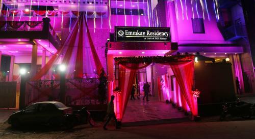 Hotel Emm Kay Residency