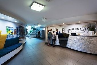 Hotel Grand Palais Beachside Resort