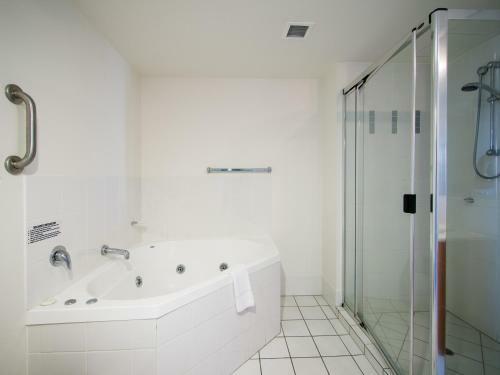 Aparthotel Oaks Seaforth Resort