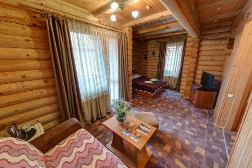 Slovyanka Hotel