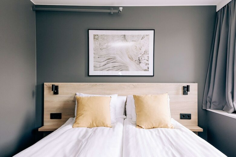 First Hotel Ja