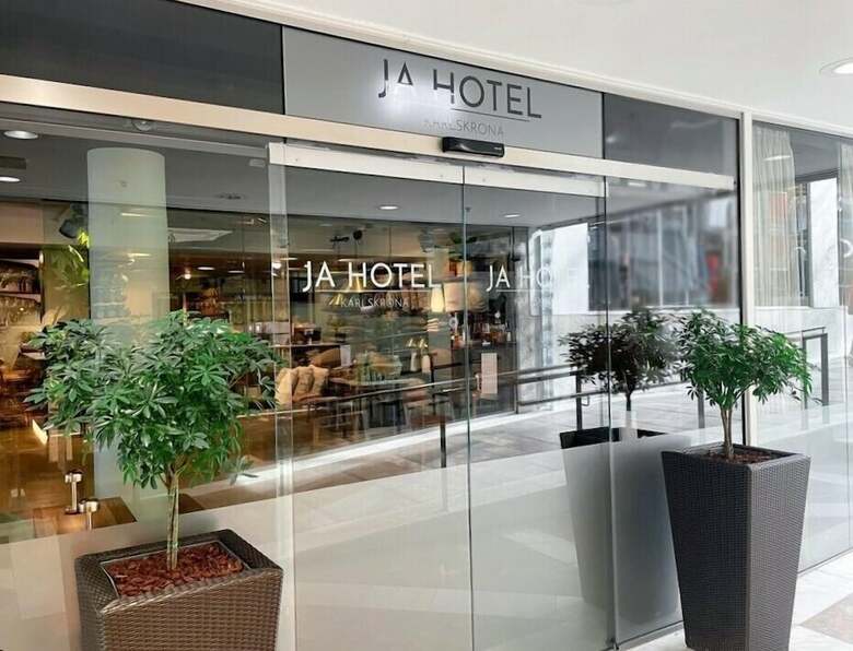 First Hotel Ja