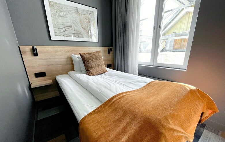 First Hotel Ja