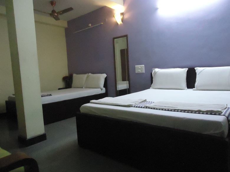 Lodge Arudhra Residency