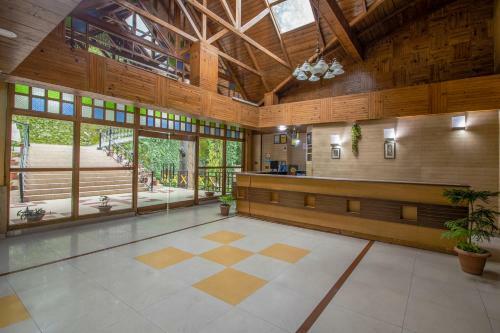 Hotel Snow Valley Resorts Dalhousie
