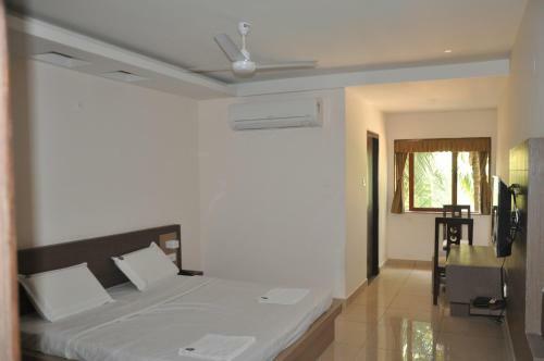 Hotel Shivaprasad Grand