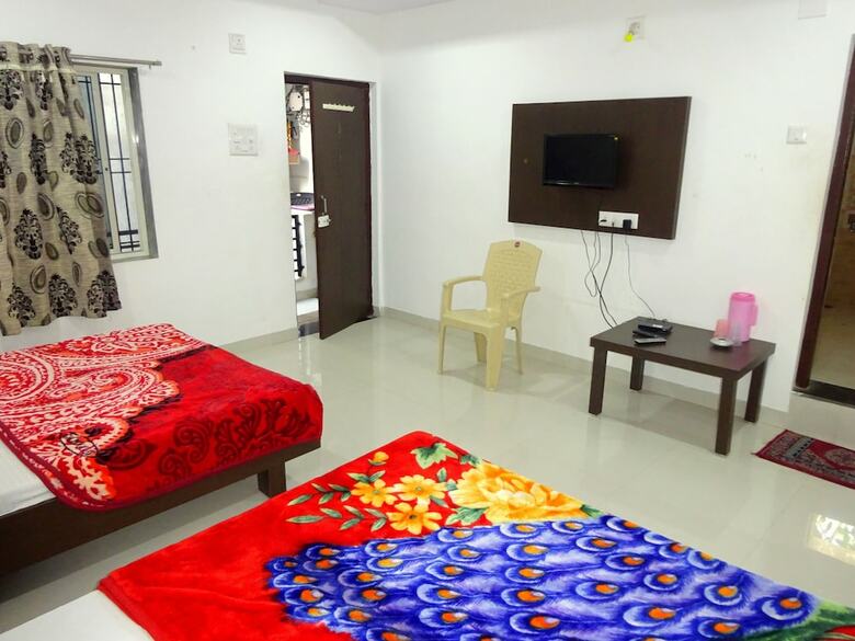 Hotel Dev Villa