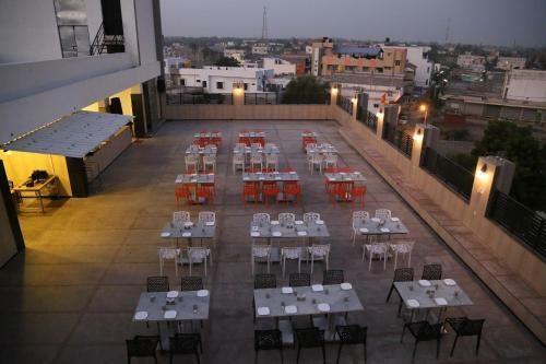 The Sslr Hotel