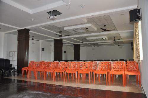 The Sslr Hotel