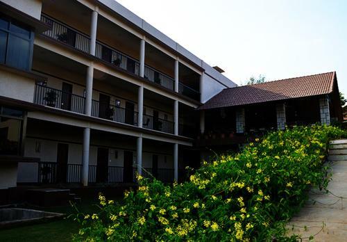 Hotel Cotton County Club And Resort