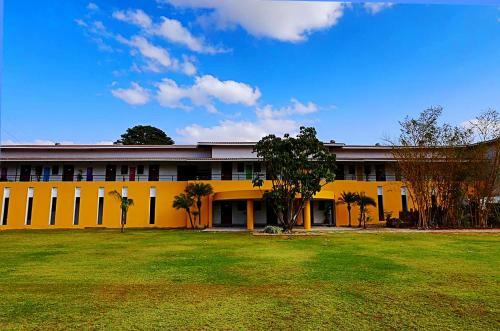Hotel Manas Lifestyle Resort