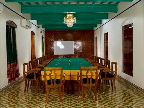 Agroturismo Chettinadu Mansion ? An Authentic Heritage Palace