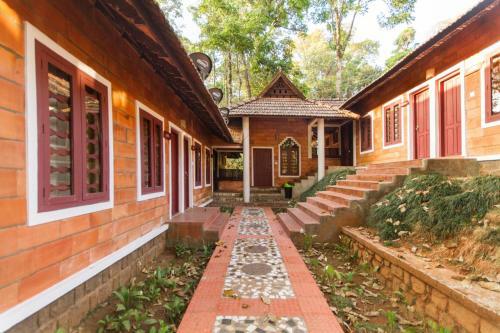 Hotel Misty Woods Resort