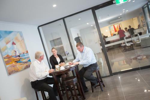 Aparthotel Gladstone Central Plaza