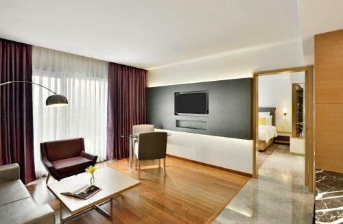 Hotel Novotel Imagica Khopoli