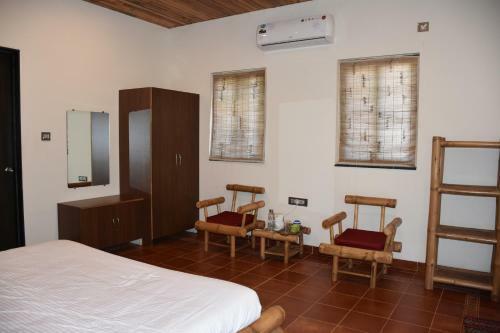 Hotel Forest Escapes Koyna