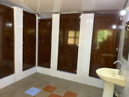 Hotel Trippers Stay-coorg