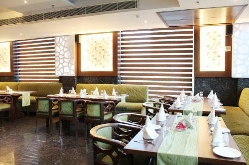 Hotel Swan Zirakpur