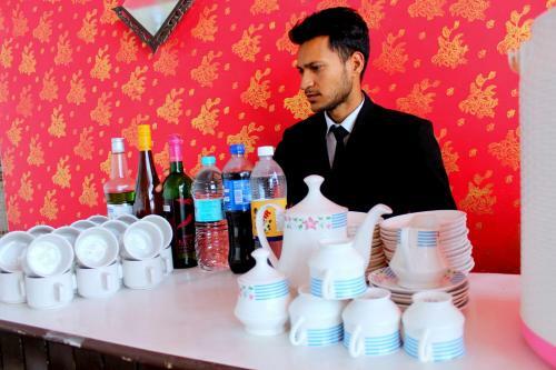 Hotel Vasant Palace Mussoorie Mallroad