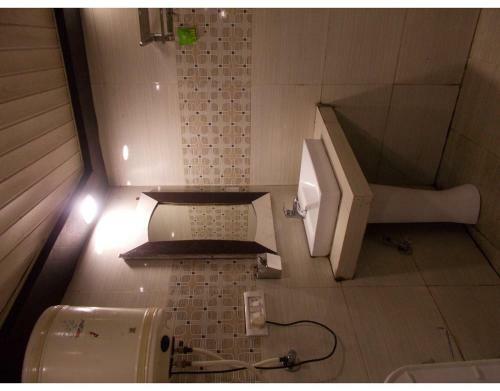 Hotel A-one Stay Near Picture Palace