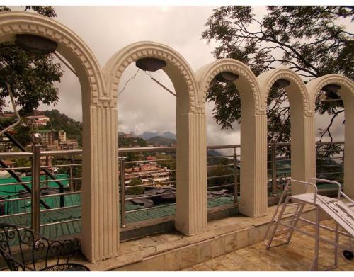 Hotel A-one Stay Near Picture Palace