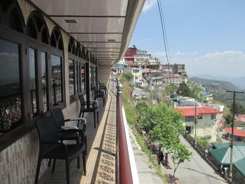 Hotel Luxmount, Mussoorie