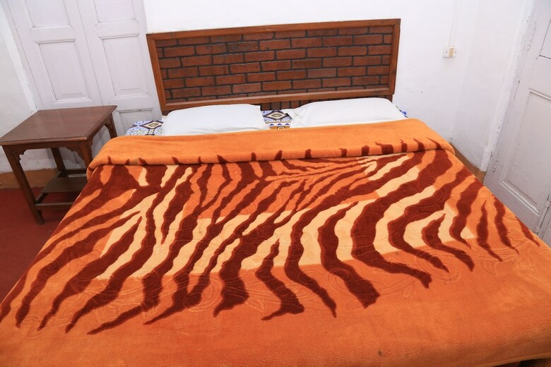 Prince Hotel Mallroad