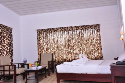 Hotel Natura Inn