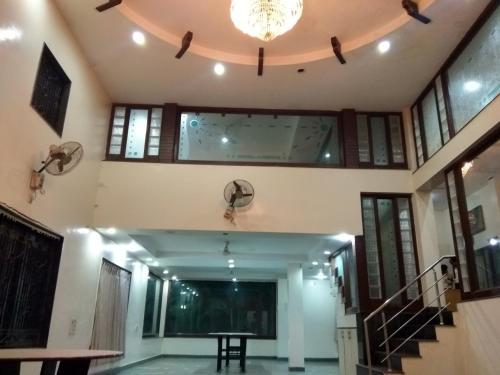 Hotel Jk Rooms 122 Shaheen-nr. Mahindra Co.-midc