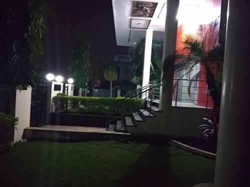 Hotel Jk Rooms 122 Shaheen-nr. Mahindra Co.-midc