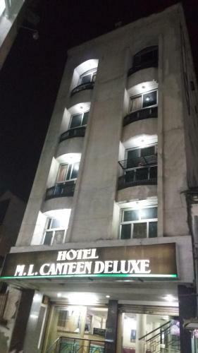 Hotel M.l.c.deluxe