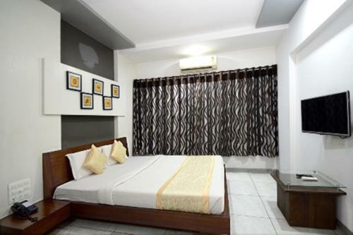 Hotel Crimson Park Shripriya-nathdwara